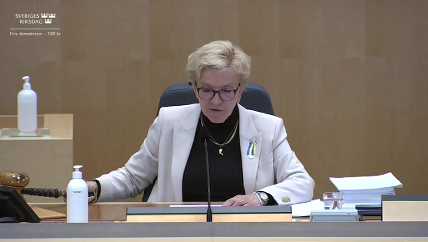 Stillbild från debatten i kammaren