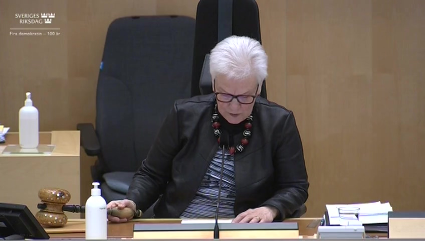 Stillbild från debatten i kammaren