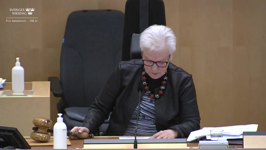 Stillbild från debatten i kammaren