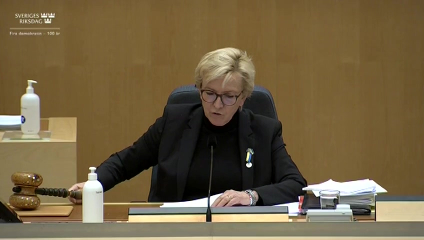 Stillbild från debatten i kammaren