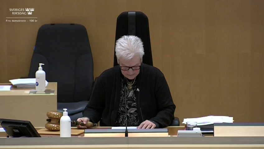 Stillbild från debatten i kammaren