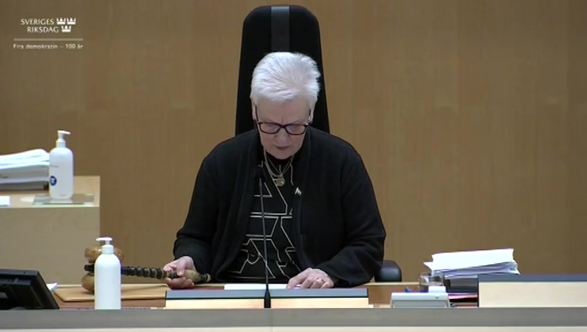 Stillbild från debatten i kammaren