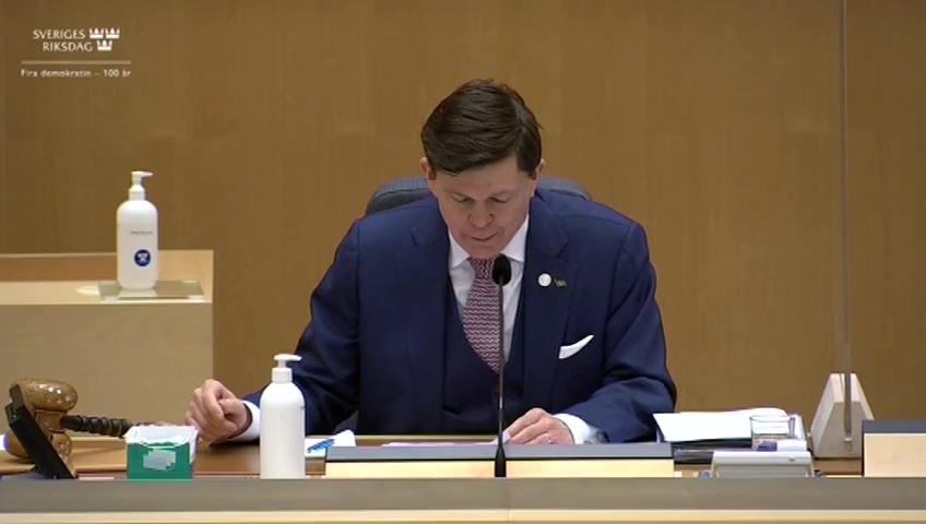 Stillbild från debatten i kammaren