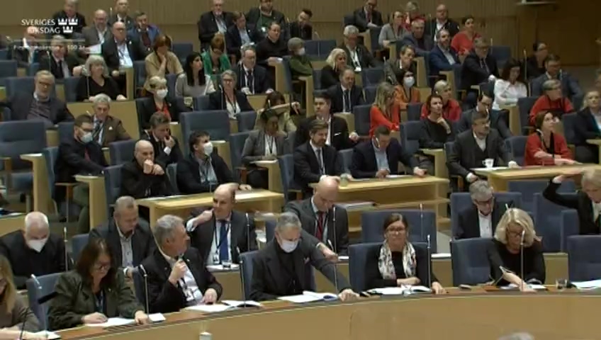 Stillbild från debatten i kammaren