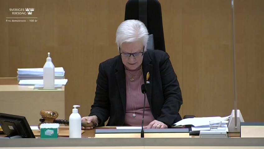 Stillbild från debatten i kammaren