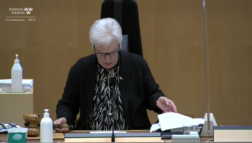Stillbild från debatten i kammaren