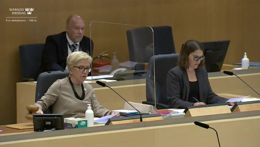 Stillbild från debatten i kammaren