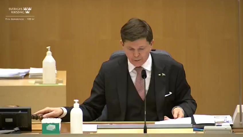 Stillbild från debatten i kammaren