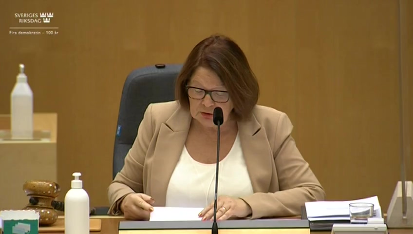 Stillbild från debatten i kammaren