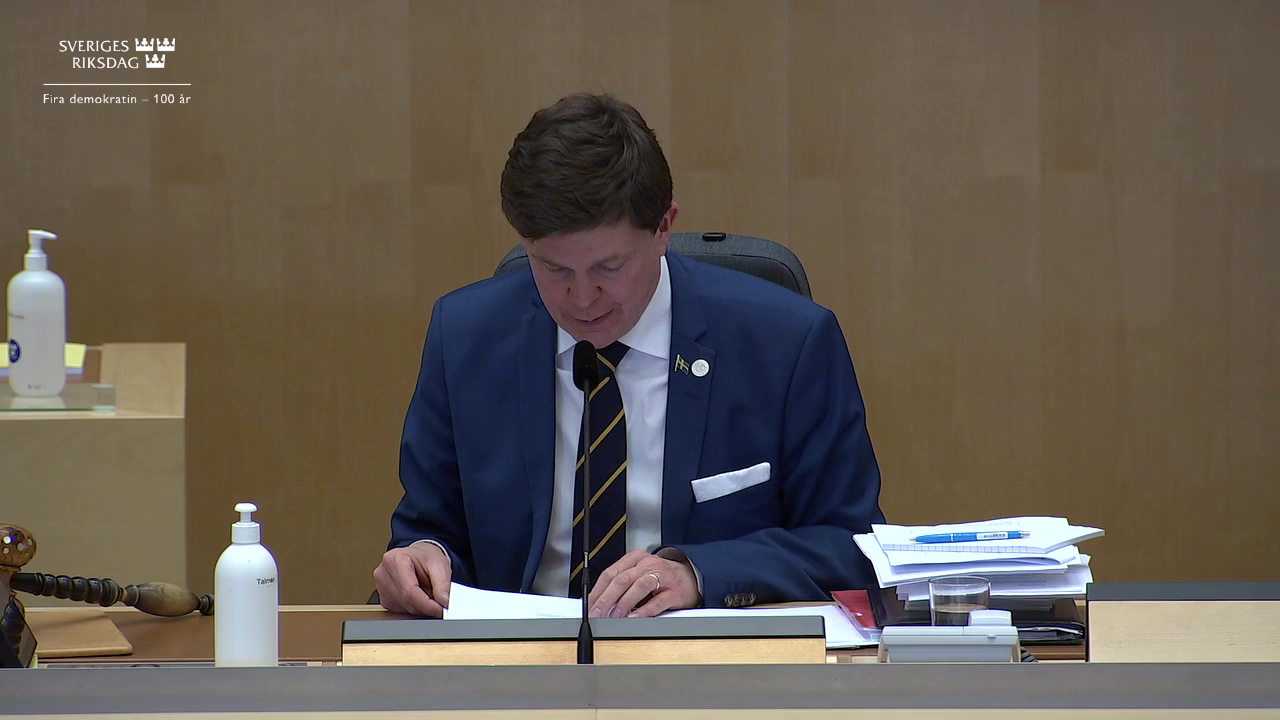 Stillbild från debatten i kammaren