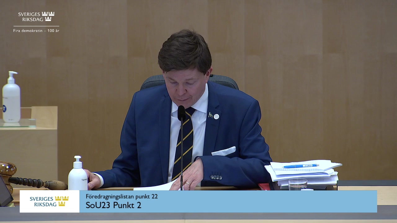 Stillbild från debatten i kammaren