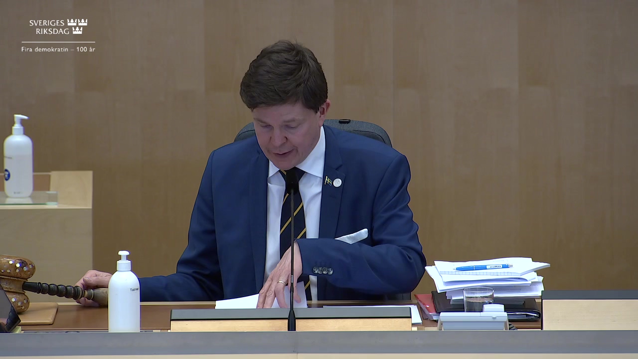 Stillbild från debatten i kammaren