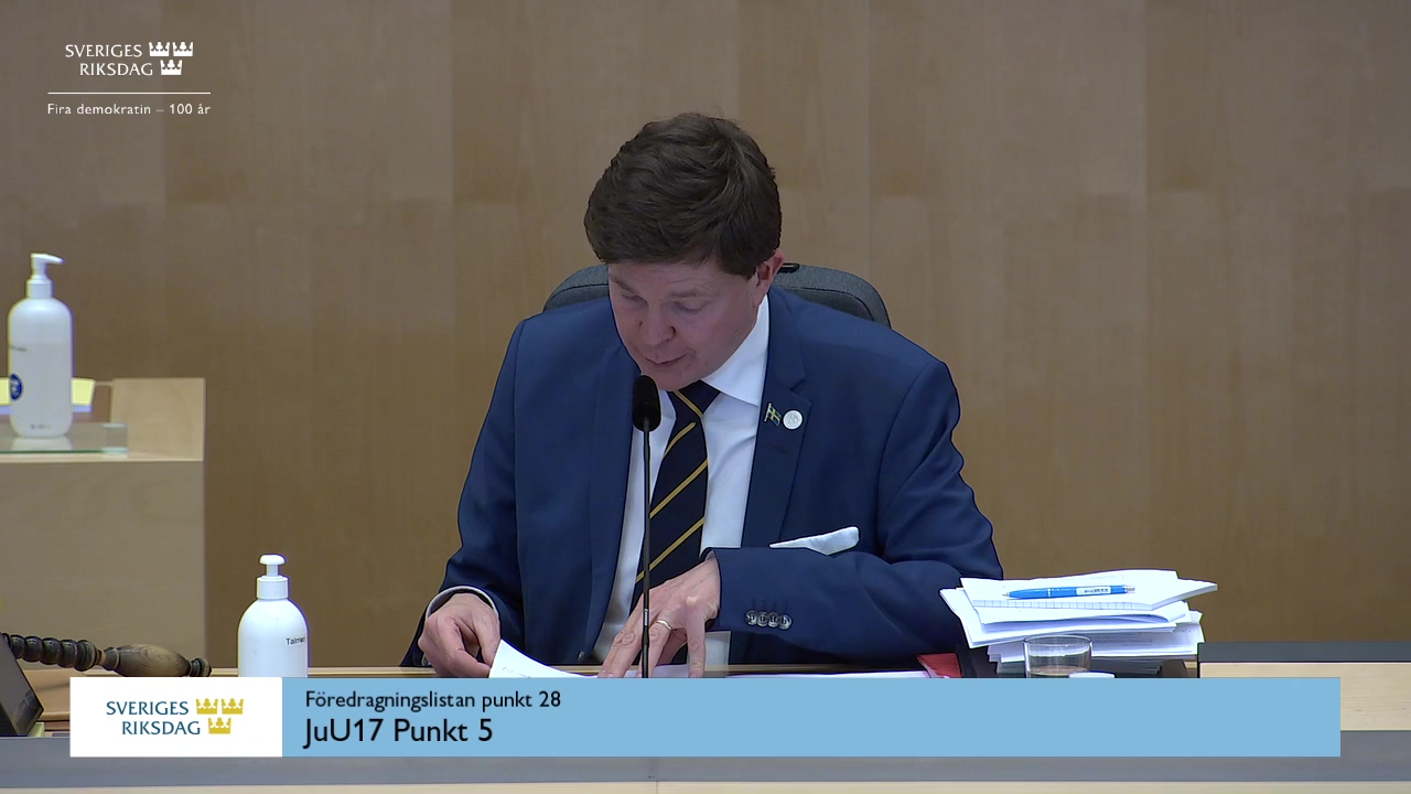 Stillbild från debatten i kammaren