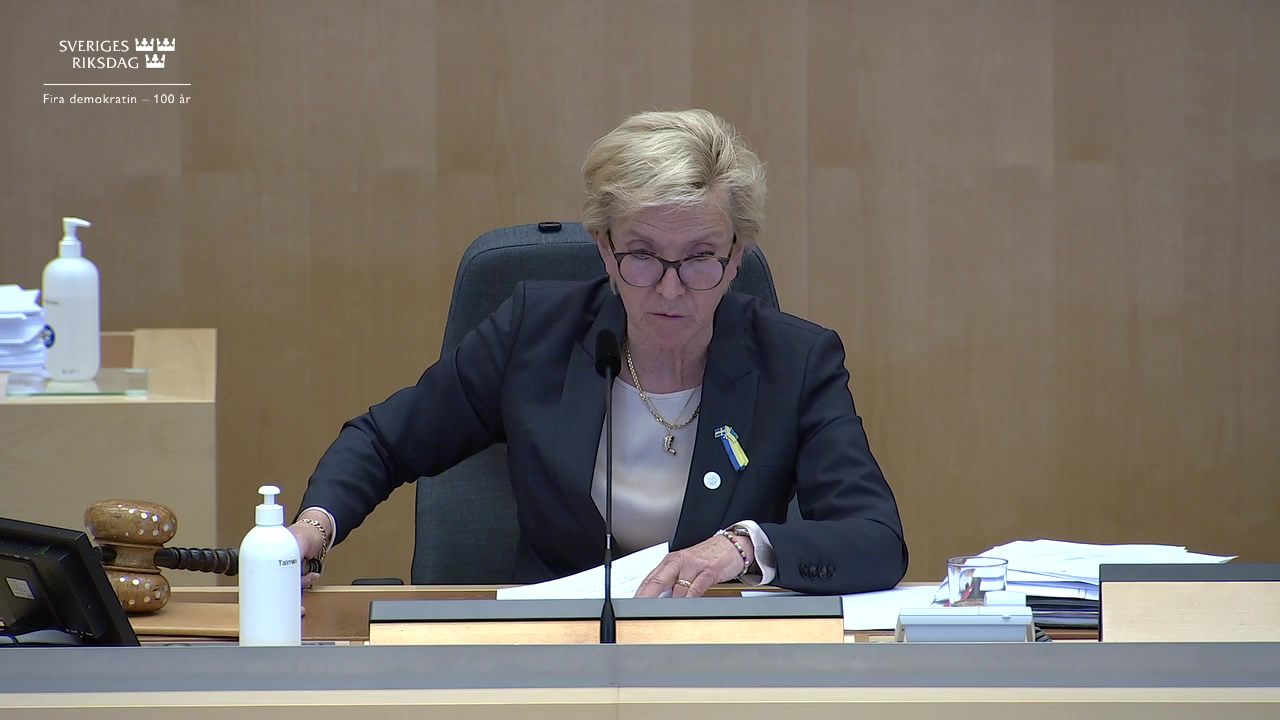 Stillbild från debatten i kammaren