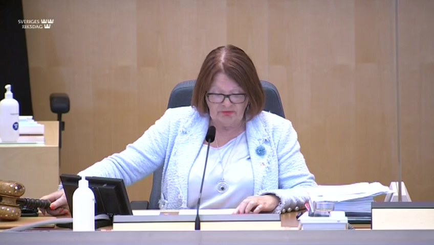 Stillbild från debatten i kammaren