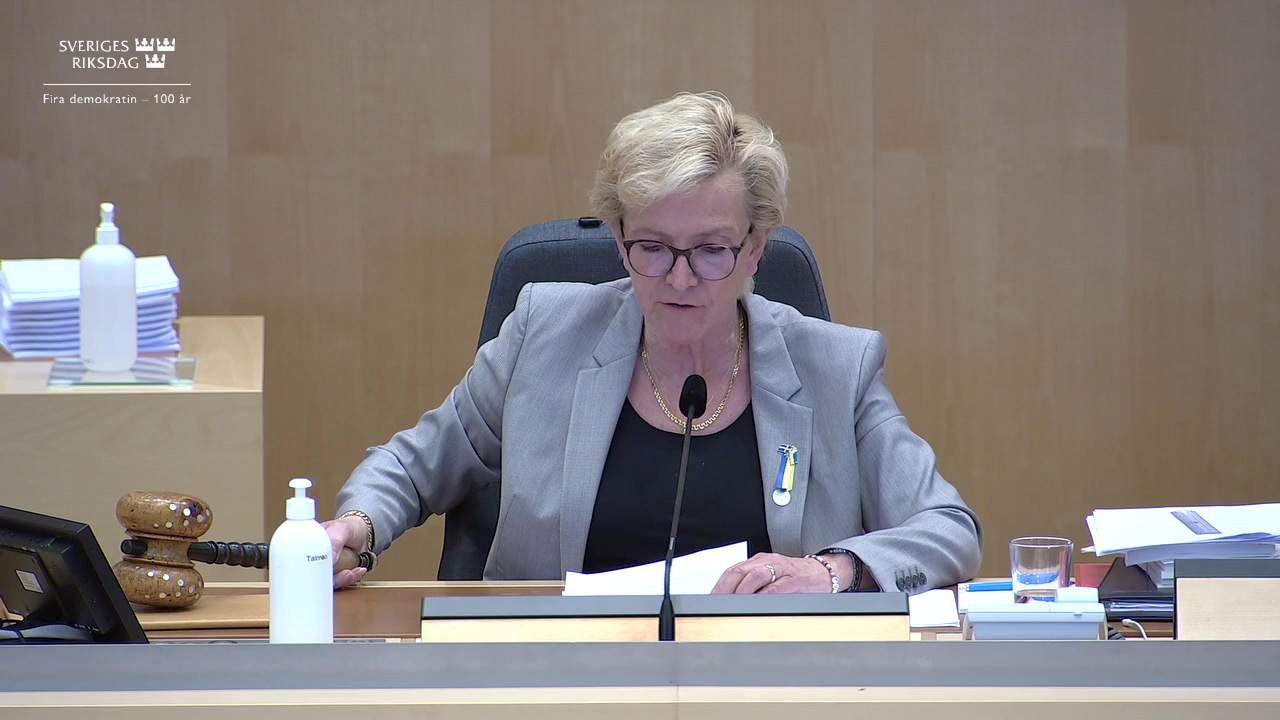 Stillbild från debatten i kammaren