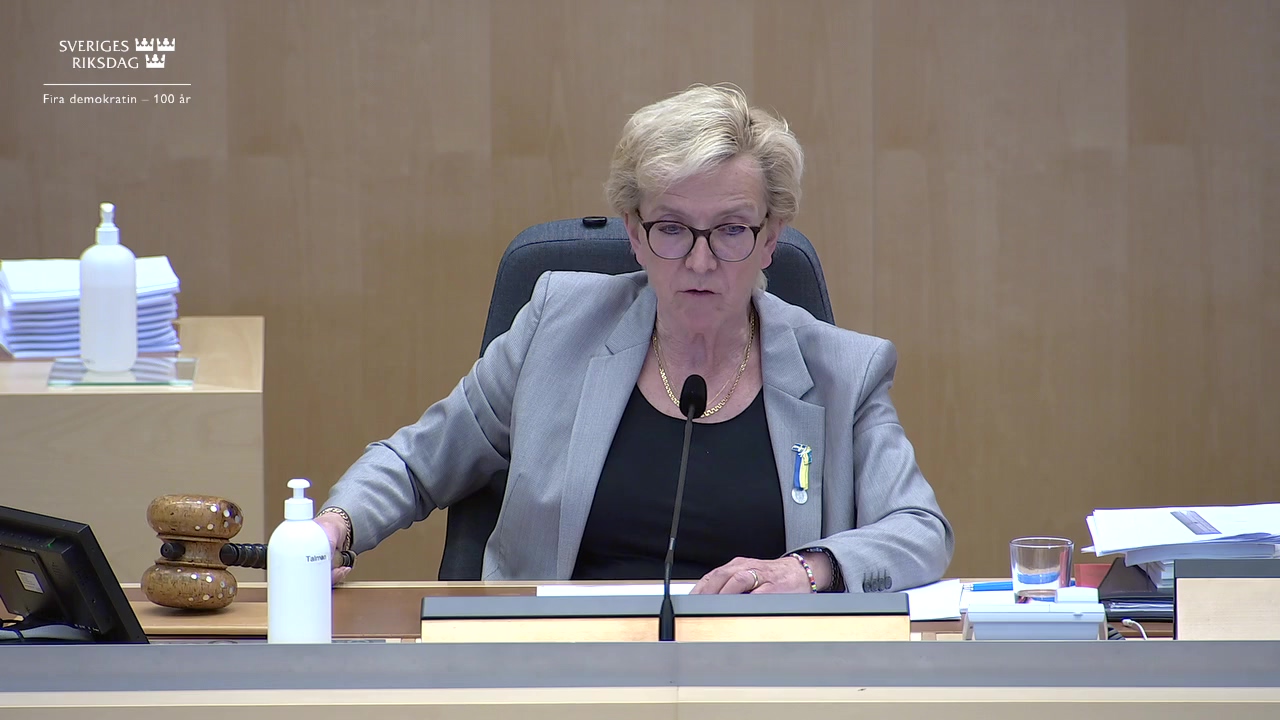 Stillbild från debatten i kammaren