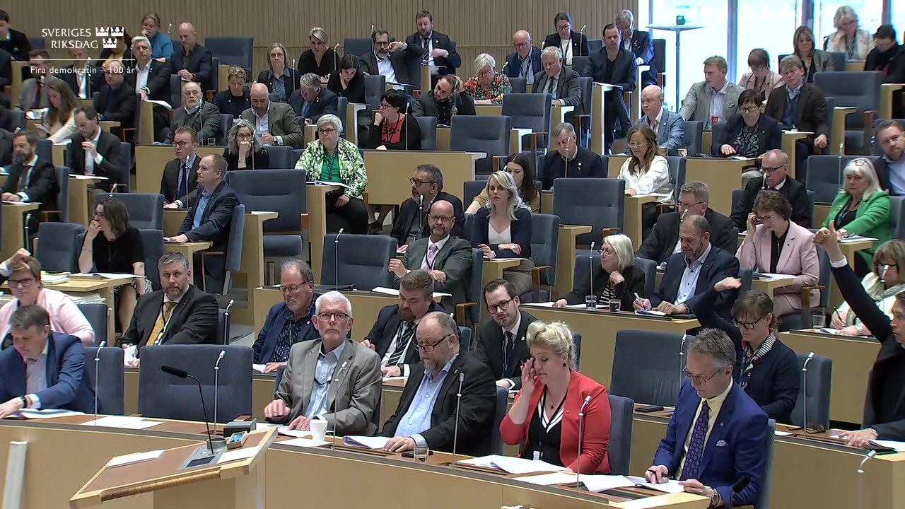 Stillbild från debatten i kammaren