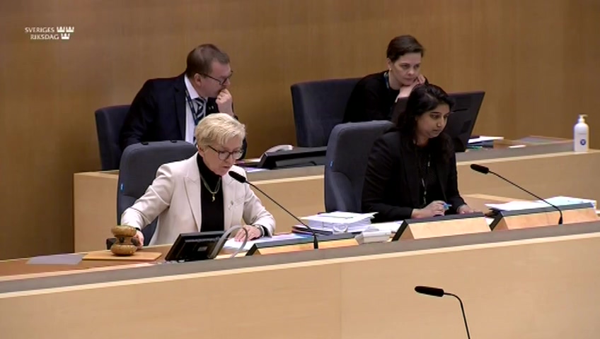 Stillbild från debatten i kammaren