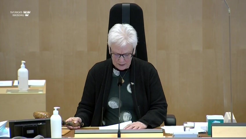 Stillbild från debatten i kammaren