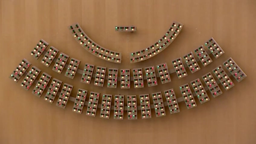 Stillbild från debatten i kammaren