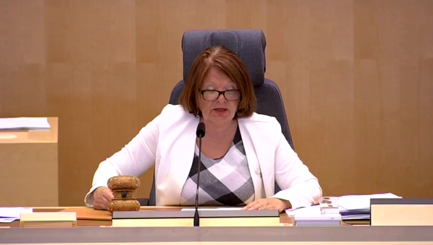 Stillbild från debatten i kammaren