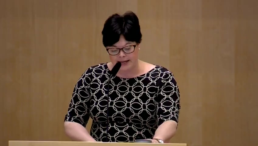 Stillbild från Debatt om förslag: Ändamålsenliga sanktioner mot otillåtna avfallstransporter
