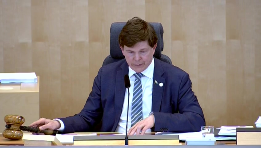 Stillbild från debatten i kammaren
