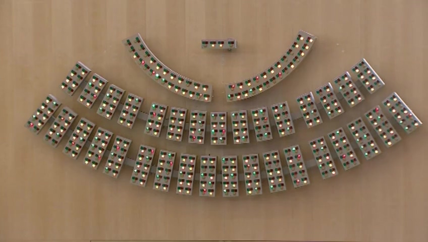 Stillbild från debatten i kammaren