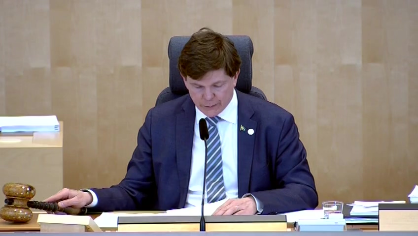 Stillbild från debatten i kammaren