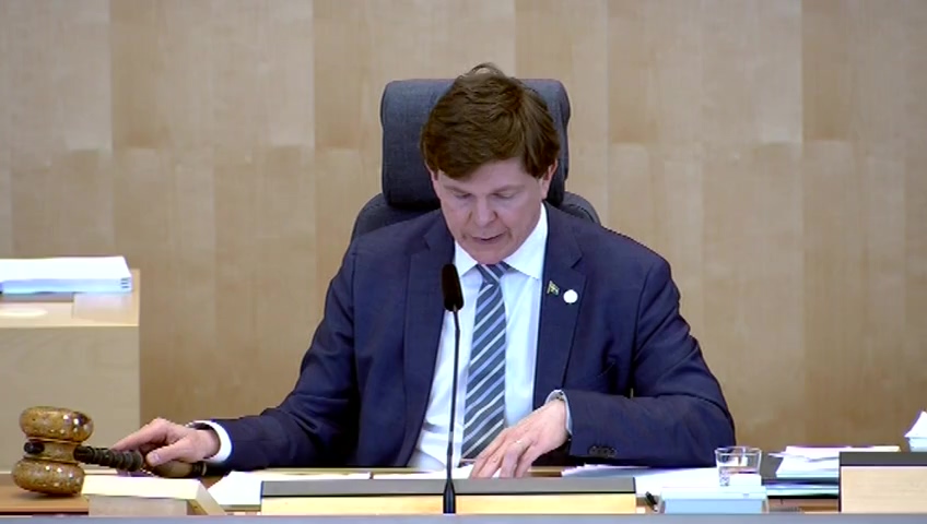 Stillbild från debatten i kammaren