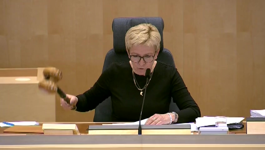 Stillbild från debatten i kammaren