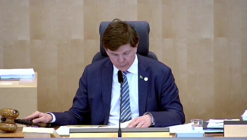 Stillbild från debatten i kammaren
