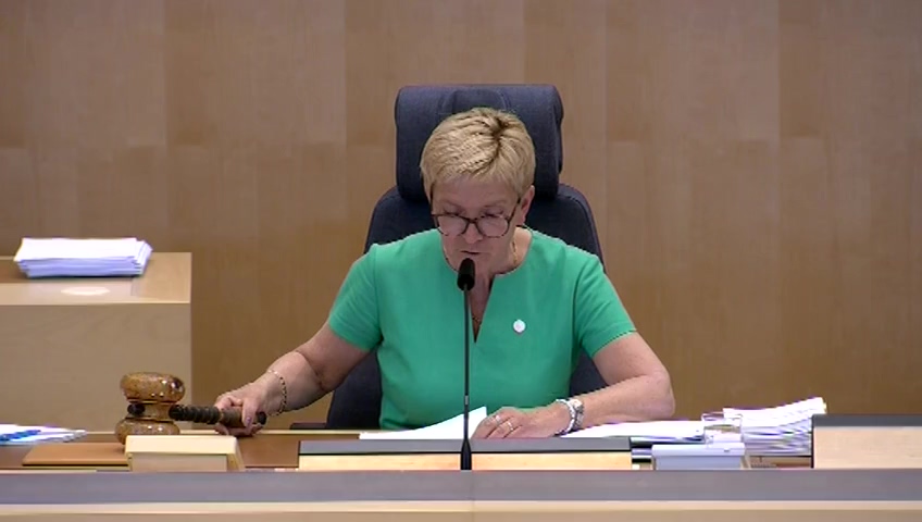 Stillbild från debatten i kammaren