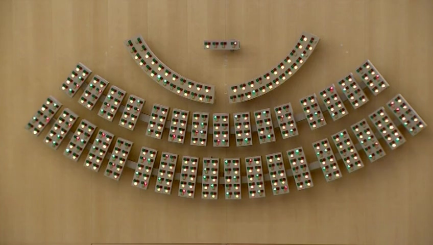 Stillbild från debatten i kammaren
