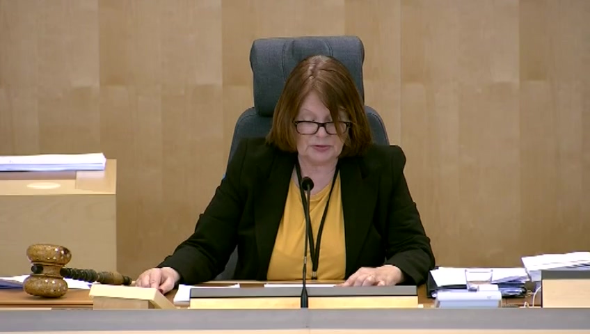 Stillbild från debatten i kammaren
