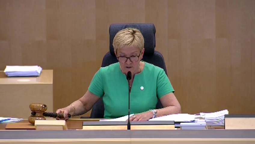 Stillbild från debatten i kammaren