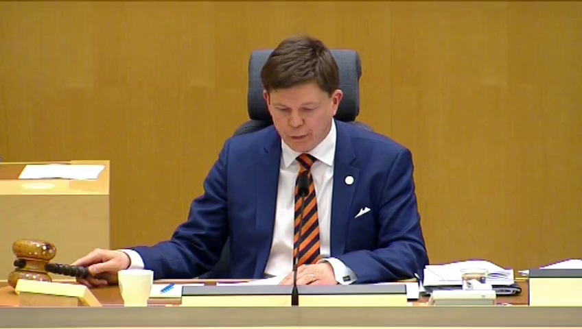 Stillbild från debatten i kammaren