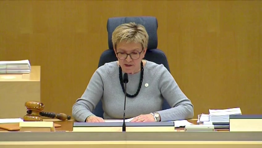 Stillbild från debatten i kammaren
