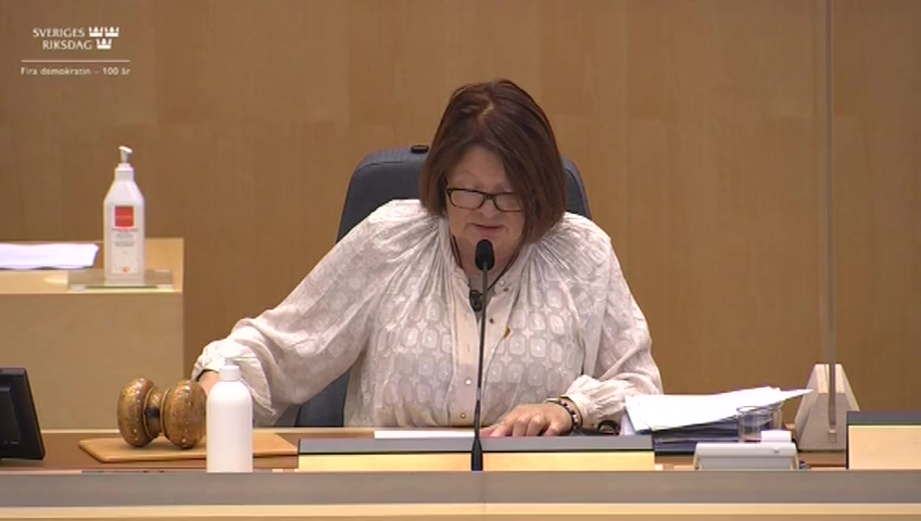 Stillbild från debatten i kammaren