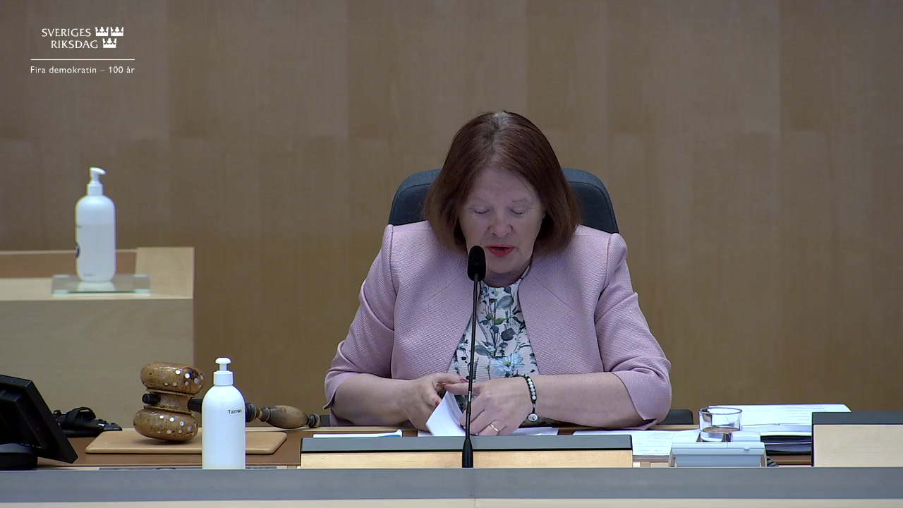 Stillbild från debatten i kammaren