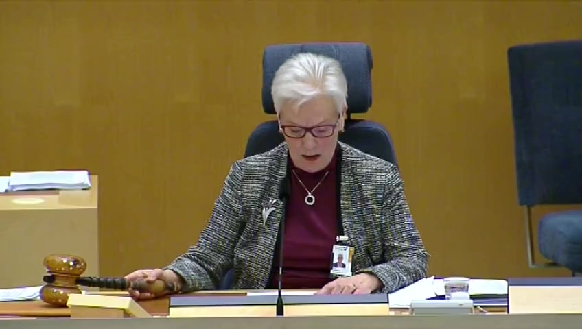 Stillbild från debatten i kammaren