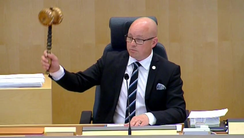 Stillbild från debatten i kammaren