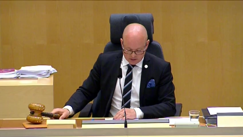 Stillbild från Beslut: Beslut