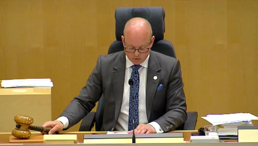 Stillbild från debatten i kammaren
