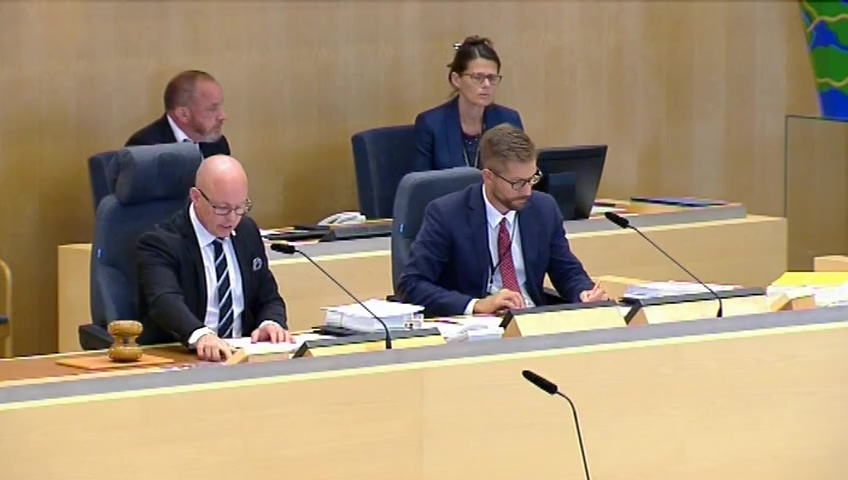 Stillbild från debatten i kammaren