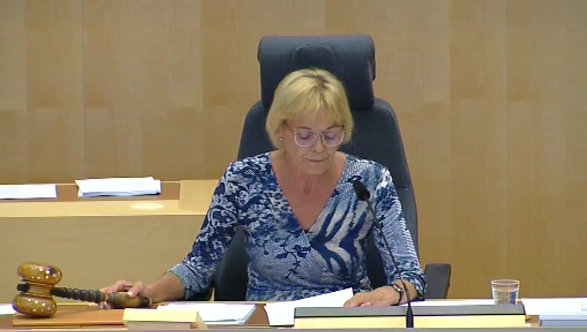 Stillbild från debatten i kammaren