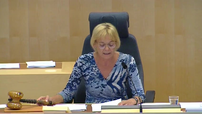 Stillbild från debatten i kammaren