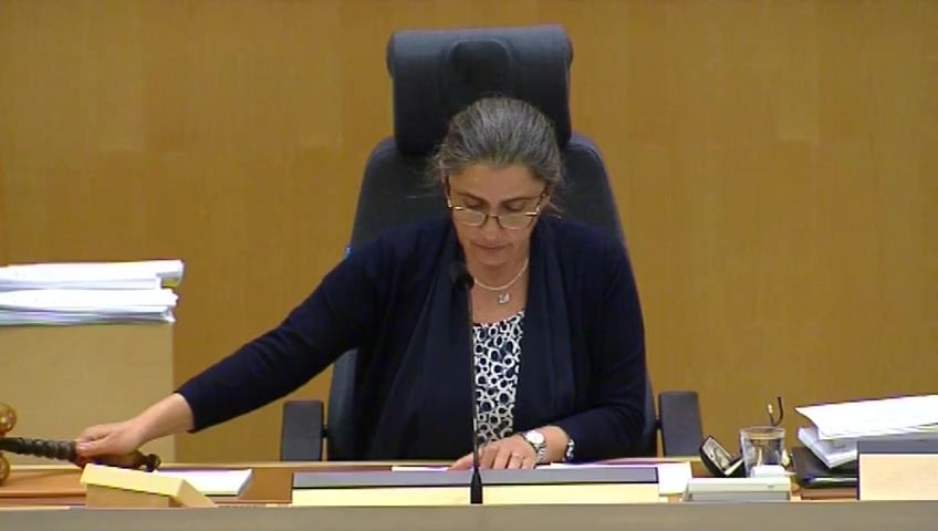 Stillbild från debatten i kammaren