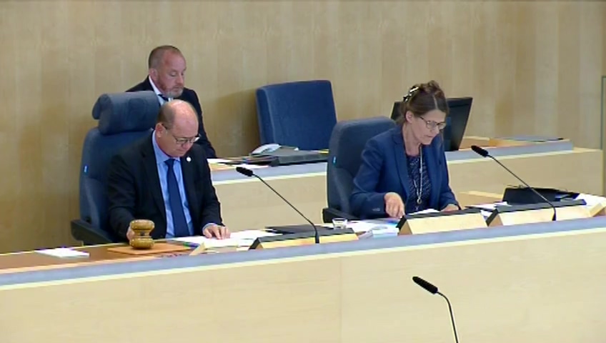 Stillbild från debatten i kammaren
